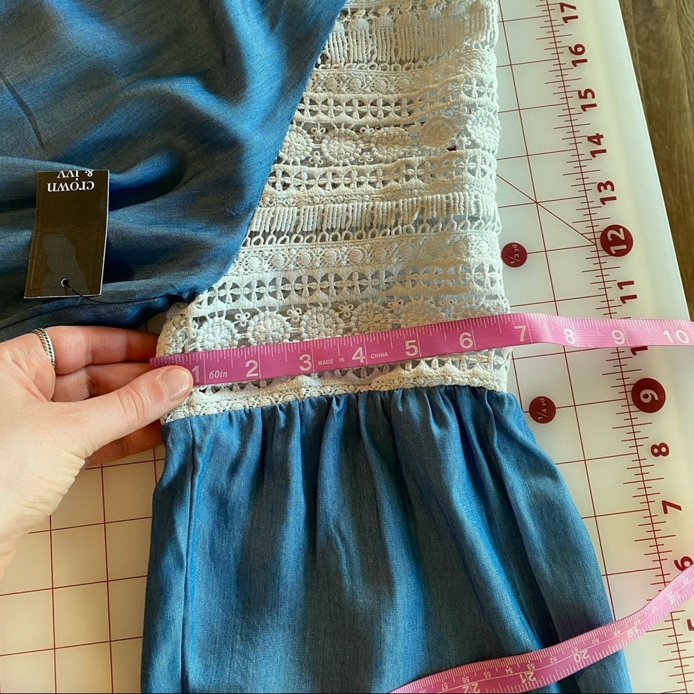 Crown & Ivy NWT size XS denim and white lace flowy statement sleeve boho - Picture 6 of 16